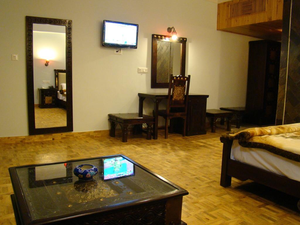 Hotel The Himachal Inn Manāli Εξωτερικό φωτογραφία