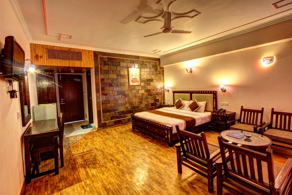 Hotel The Himachal Inn Manāli Εξωτερικό φωτογραφία