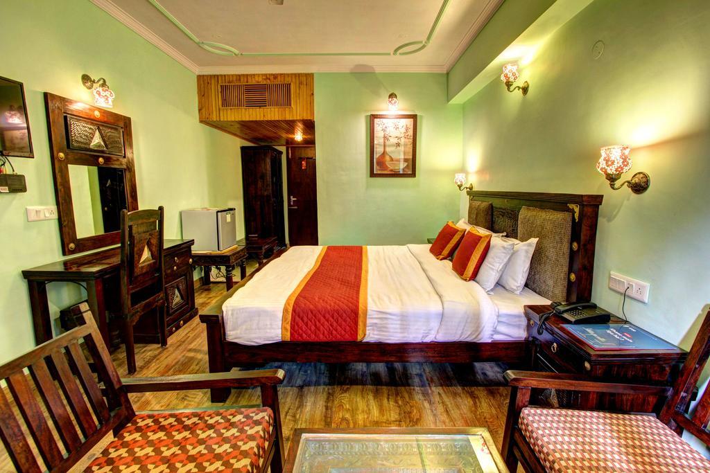 Hotel The Himachal Inn Manāli Εξωτερικό φωτογραφία